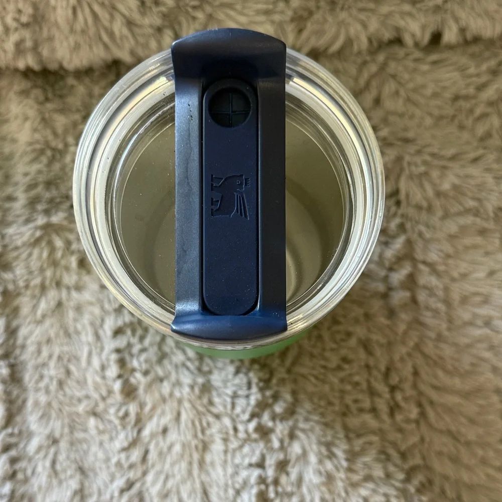 Stanley Bold Green Travel Tumbler - Picture 3 of 4